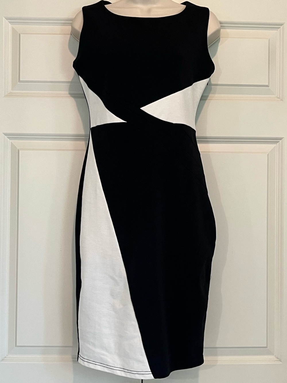 Asymmetrical Black & White Color Block Bodycon Dress Size 6